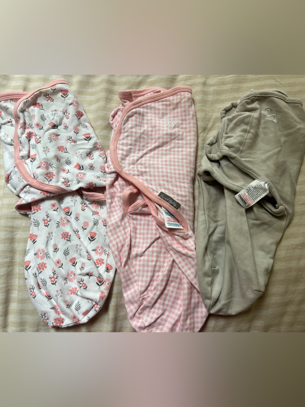 SwaddleMe 3-Pack Pink Floral Gingham and Taupe Baby Swaddles Small/Medium